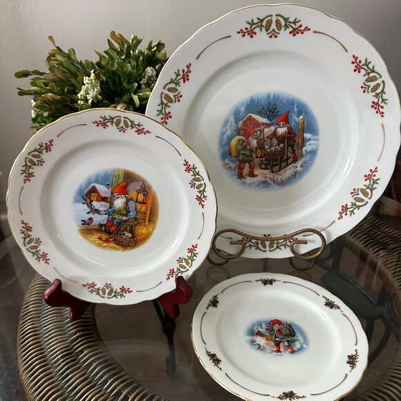 Old Fashioned Christmas by Christineholm Porcelaine 3Pc Place setting Disc 1990s - Picture 2 of 7